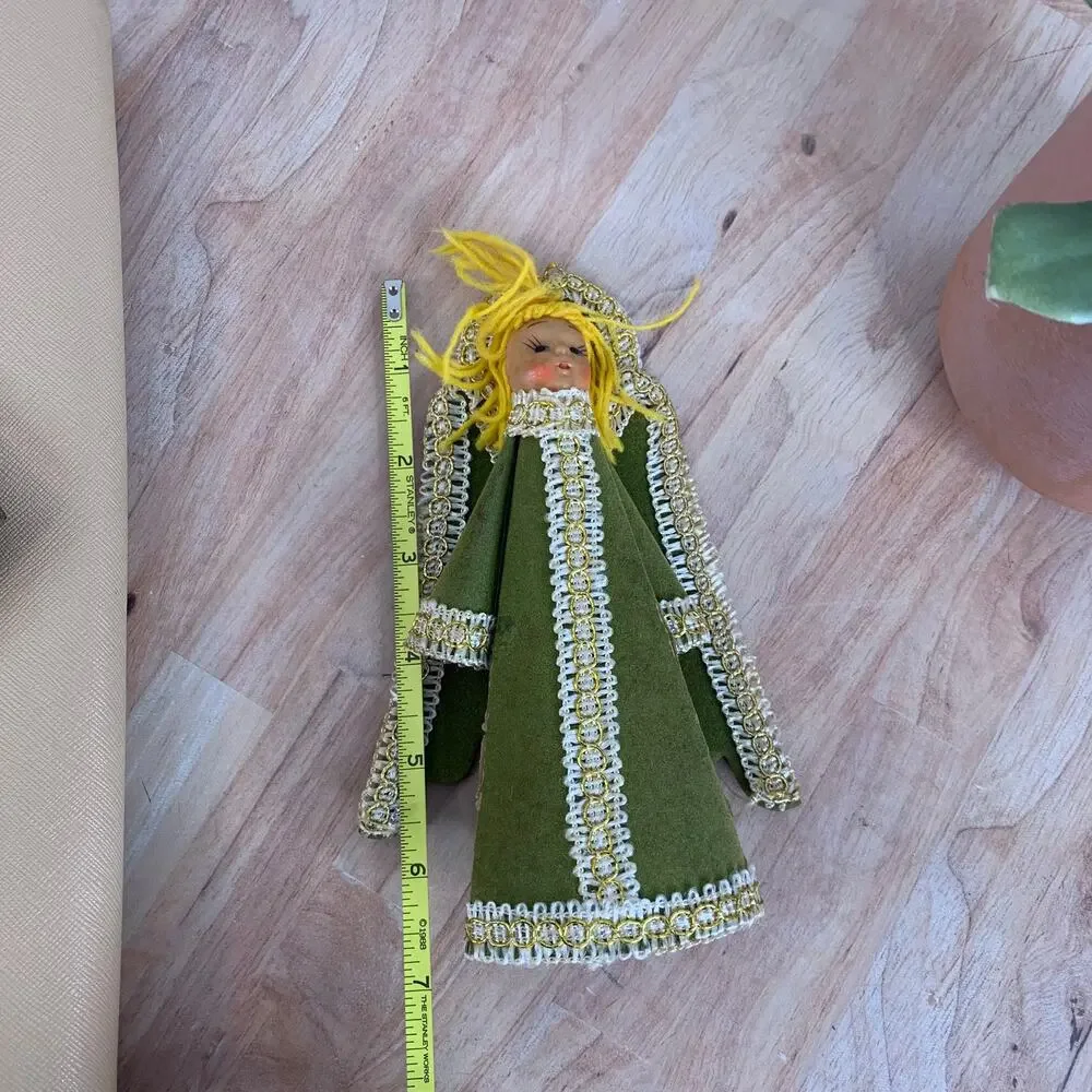 Vintage 1970s Craft Angel Christmas Tree Tropper
